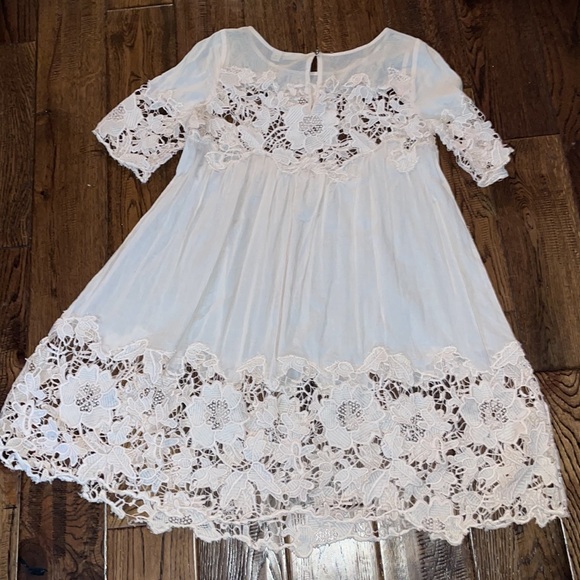 ANTHROPOLOGIE MAGNOLIA LACE Dress By Holding Horses Size 2 - Picture 5 of 6